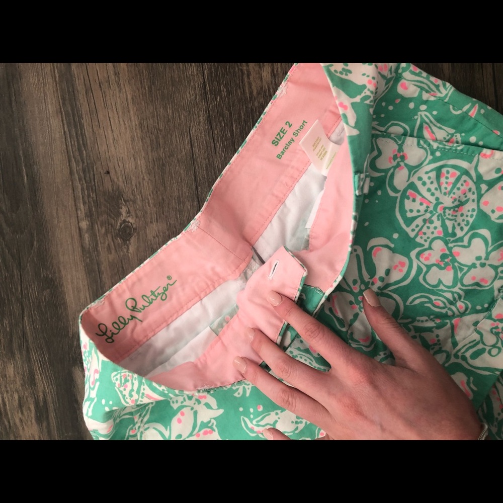 Lilly Pulitzer shorts - Picture 3 of 4